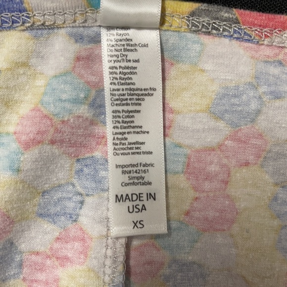 LuLaRoe New XS Multicolored Geometric Perfect T Shirt NWT - Picture 6 of 8